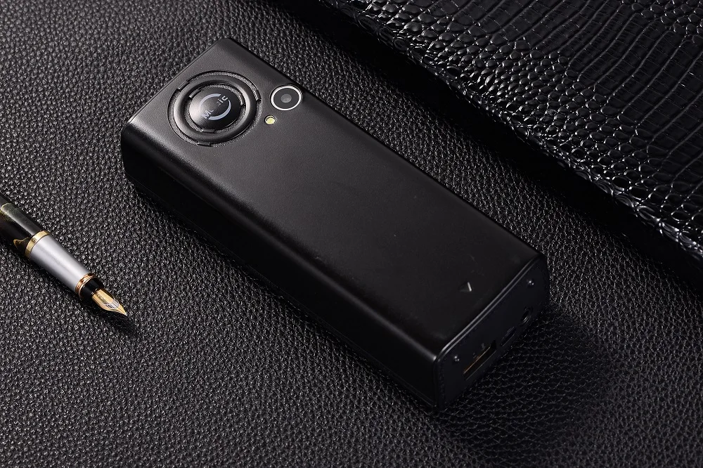 Классический Маленький Ретро мобильный телефон Powerbank громкий звук двойной факел большая плоская клавиатура 3,5 мм разъем FM DV Facebook Whatsapp телефон