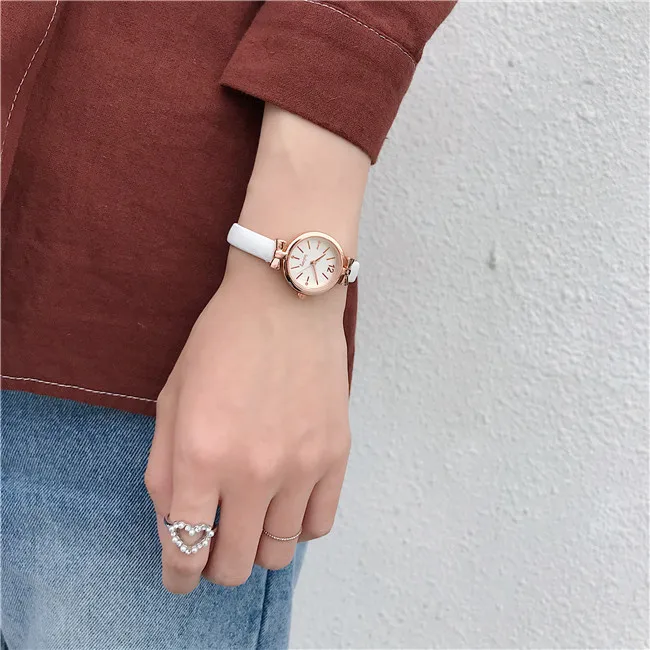 Elegant Ladies Dress Wristwatches Small Women Fashion Watches Luxury Casual Bow-Knot Case Female Quartz Leather Clock