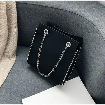 

Retro Large Capacity Tote Bag Women Fashion Chain Rivet Shoulder Bags Lady Commuting Pu Leather Purses Bags Solid Color Bag Bead