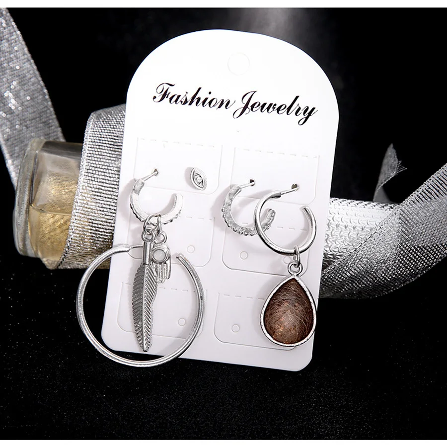 9168974265_917145012