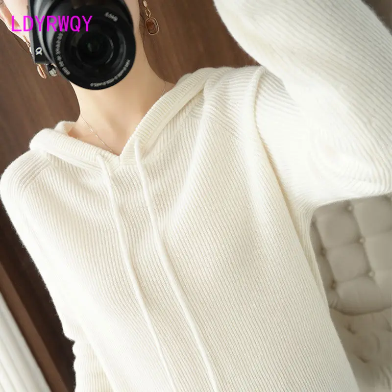 Thick knitted sweater women's hooded 2022 new sweater autumn and winter Korean fashion wild loose belly cover top