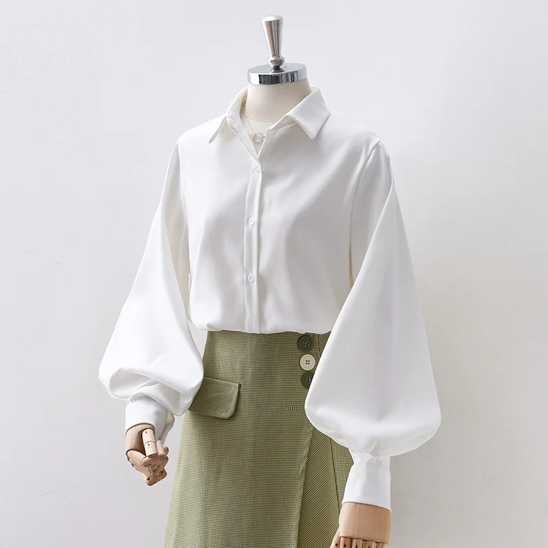 

Autumn 2020 new black lantern sleeve shirt female retro port bubble long-sleeved top shirt shirt Hippocampus Sweater Women