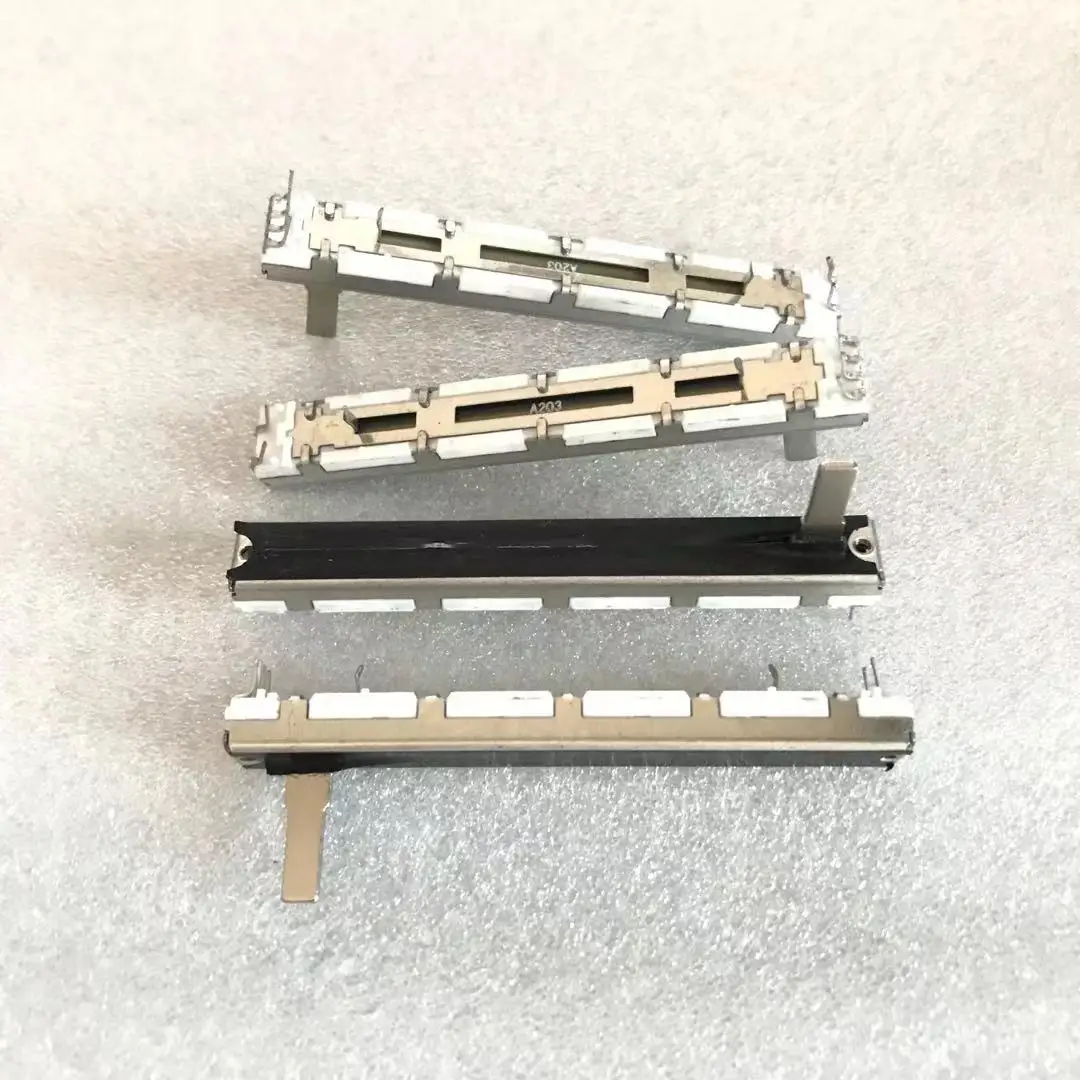 200pcs 페이더 MG12/4 16/4 전위차계 MG166CX-USB A20K A203 야마하