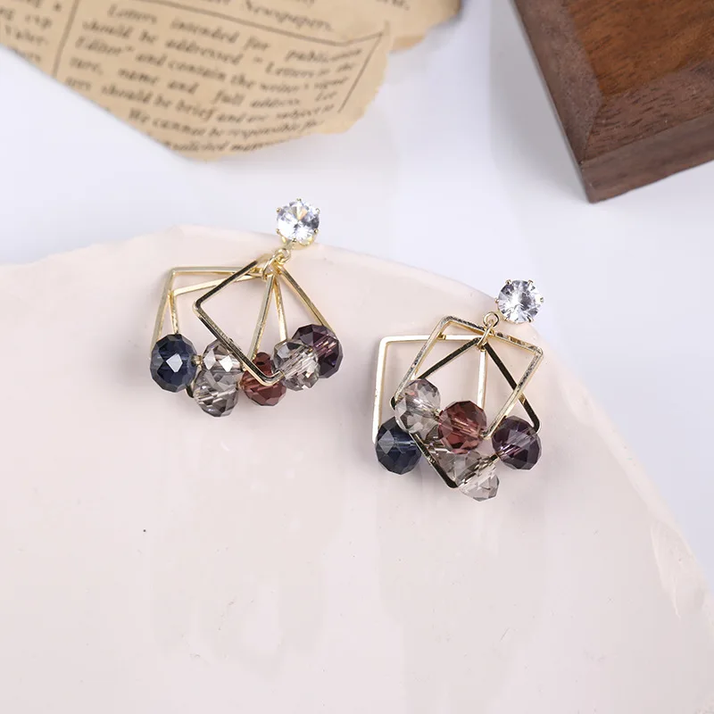 

2020 Korean New Fashion Jewelry Transparent Glass Crystal Beaded Square Drop Earrings for Women Party Gift
