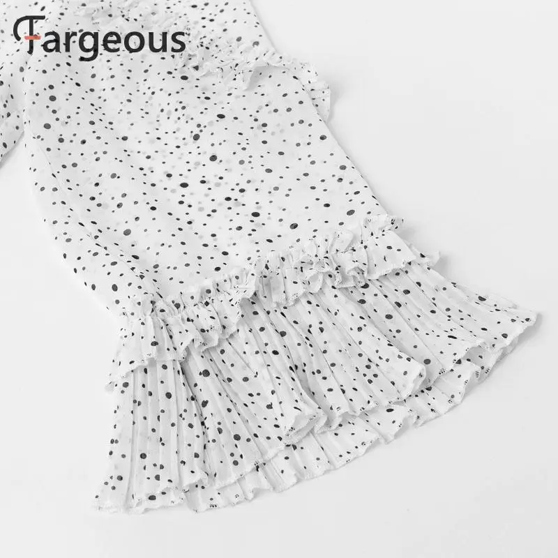 Fargeous леди Повседневное платья в белый горошек для девочек короткие вечерние платья Для женщин Высокая Талия рюшами Плиссированное мини-платье Feminino летнее шифоновое платье, Vestido