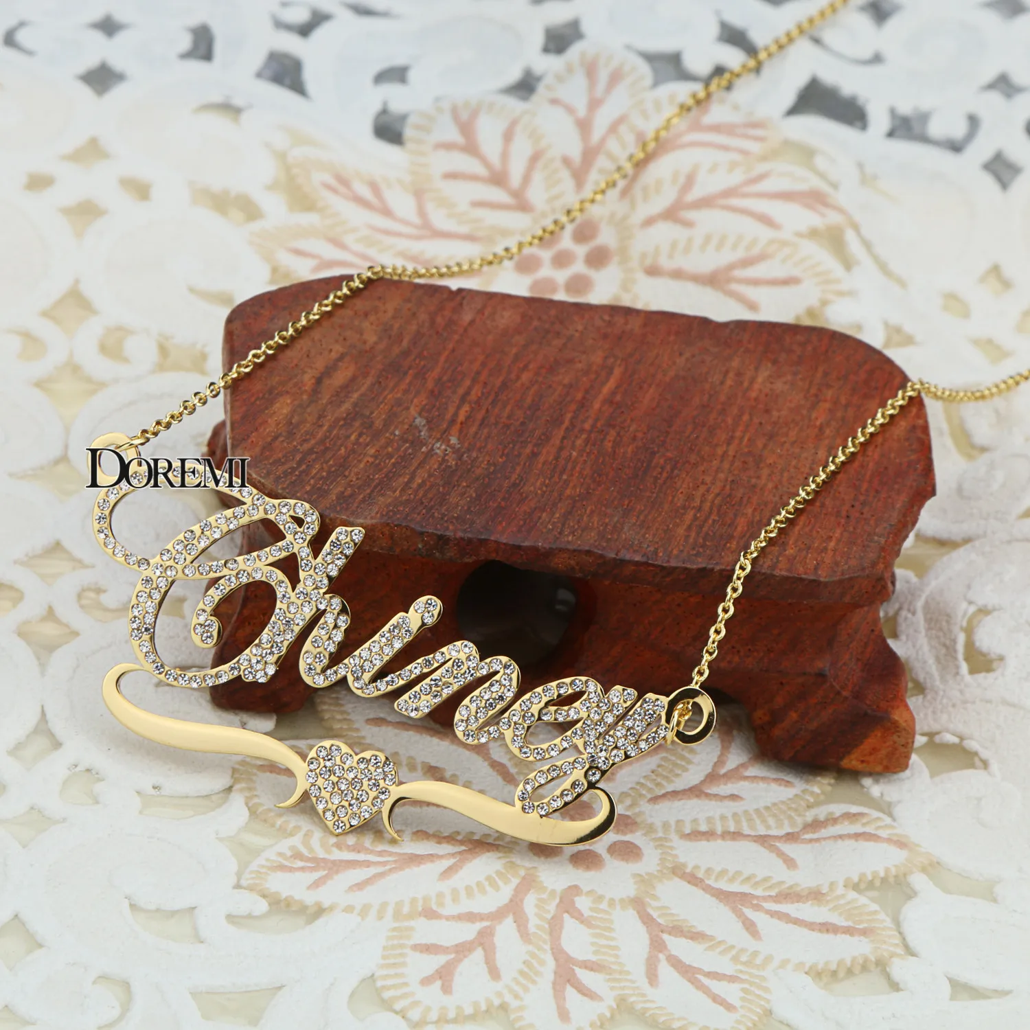Personalized Gold Name Necklace with Curved Heart