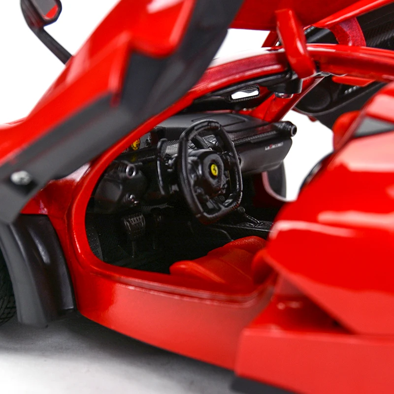 Bburago 1:18 Ferrari Laferrari Sports Car Static Simulation Die Cast Vehicles Collectible Model Car Toys 6