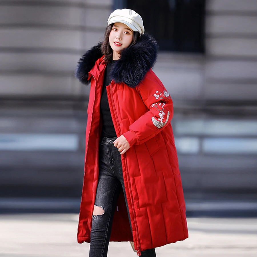 Зимняя куртка женская натуральный мех воротник Зима утолщаются теплый хлопок Sustans длинные зимние пальто с капюшоном верхняя одежда с вышивкой Женская - Цвет: Red