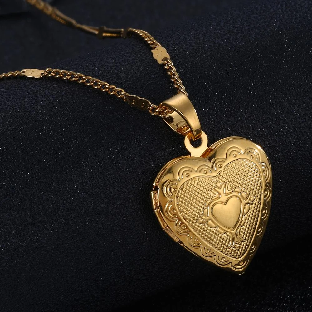 Gold heart locket necklace engraved Clearance