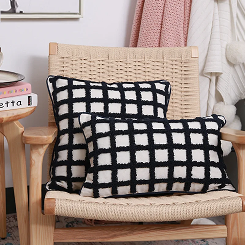 

Black lattice tufted 45x45cm pillowcase soft design home office hand-embroidered tufted geometric tassel pillowcase