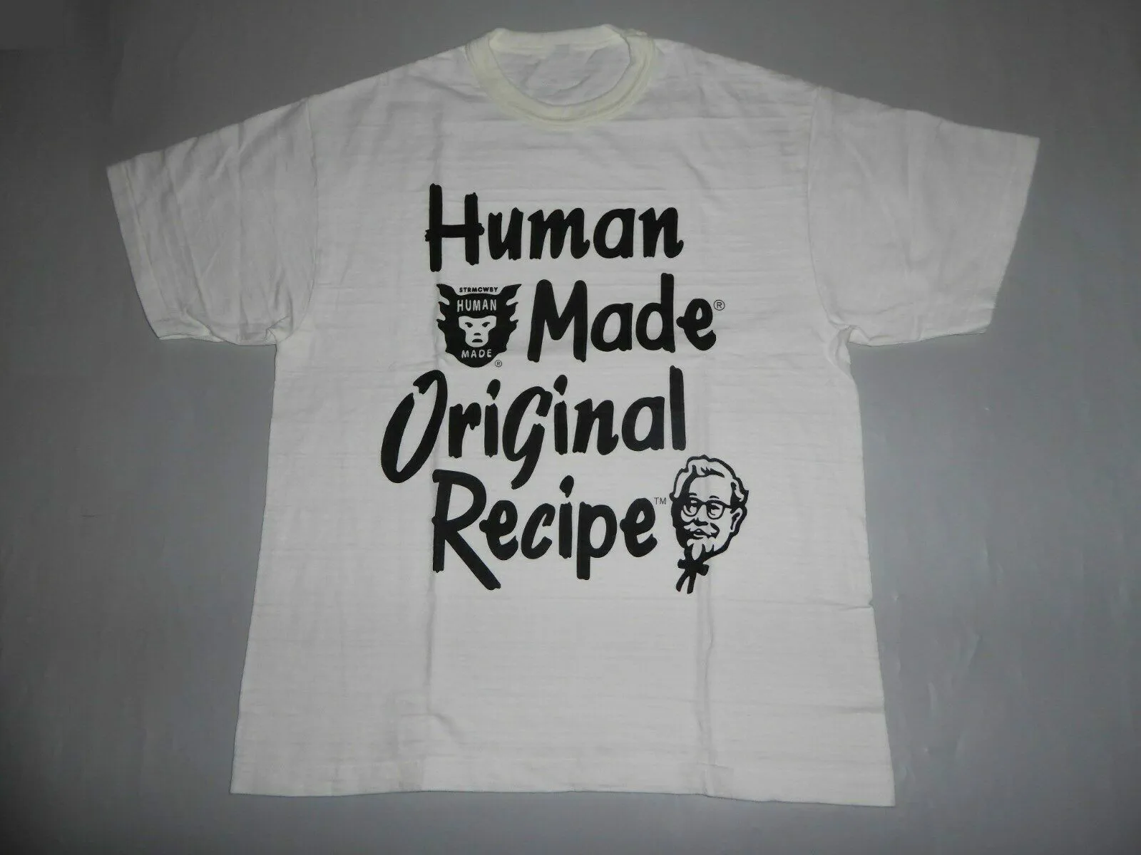 

New Streetwear 19377 Human Made Kfc Logo White Tee Unisex Size S-3Xl