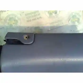 

3437081 glove box Mercedes C Class Sedan (bm 203) Mercedes-Benz Bm Serials 203 Saloon 220 Cdi Classic Rider