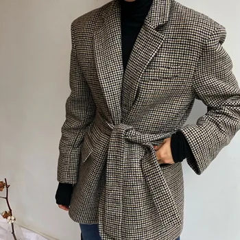 

Vintage Thicken Warm Ladies Woolen Autumn Winter Coat Notched Belt Tweed Korean Coat Female Plaid Casual Blazer Coat Women