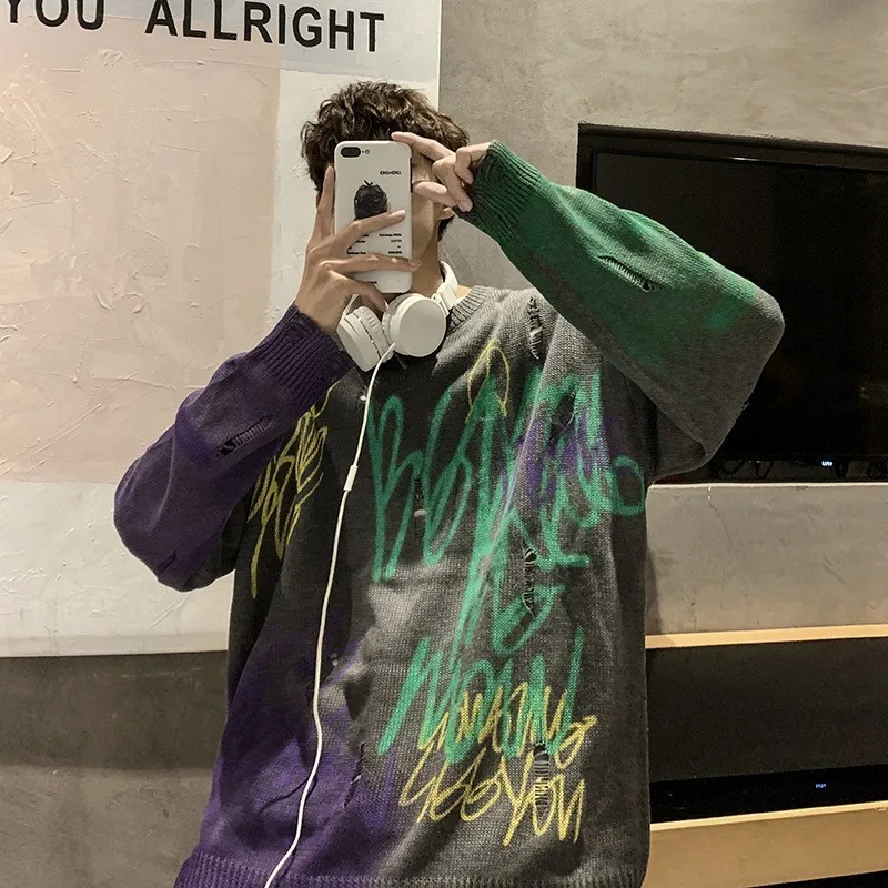 

Hip Hop Streetwear Couple Autumn Winter Sweaters Personality Hole Ripped Graffiti Long Sleeve O-Neck Loose Fit Unisex Pullovers