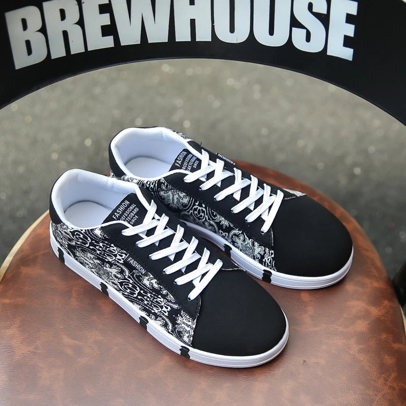 

New Men's Vulcanize Shoes White Canvas Casual Board Shoes 2019 Lace Up Comfortable Men Shoe Cost-effective Spring Autumn Adult