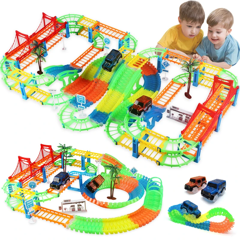 En Ligne Connecter 2 Type chemin de fer magique piste de course jeu ensemble bricolage plier Flexible piste de course électronique Flash lumière voiture jouets pour les enfants