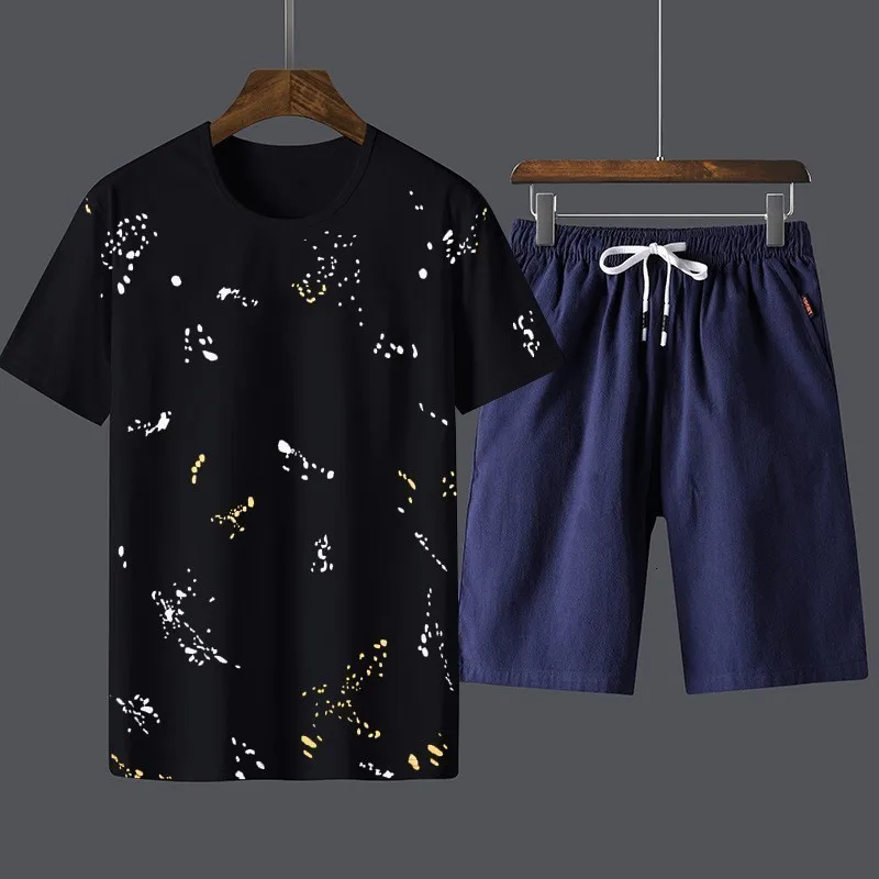 

Summer Cotton Men Plus Size Two Pieces Sets Short Sleeve O-Neck Tees Top Drawstring Waist Knee Length Shorts Casual Male Outfits