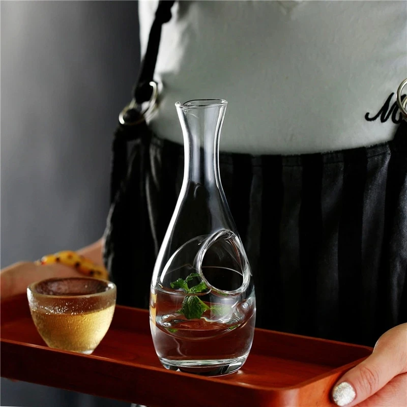 Whiskey Decanter Set Japan Crystal Ice Flask Glass Wine Bottle Hamster Nest Cooling Room Hole Sake Glass Beer Cooler Wine Dispenser Carafe Decanter