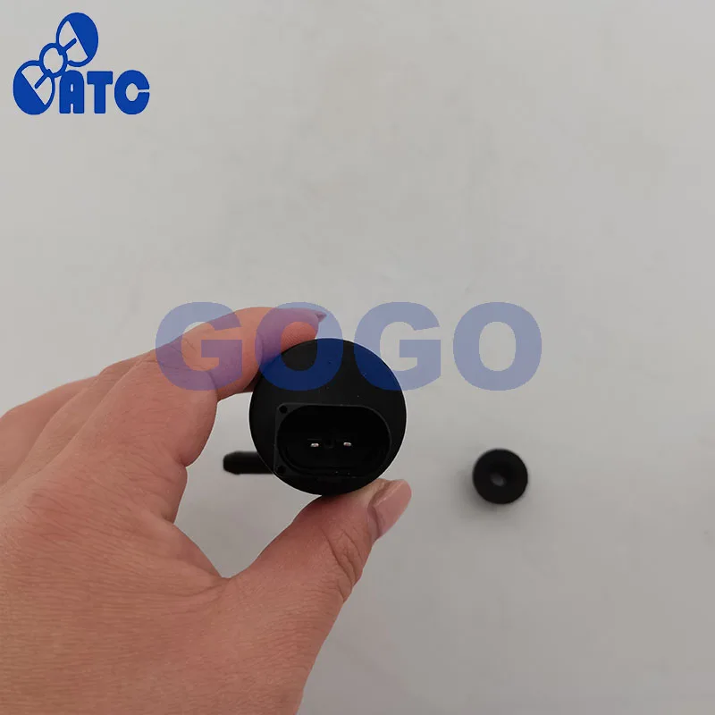 Windshield Washer Pump With Rubber Grommet For BMW E46 E38 E39 E60 E65 67128362154 67120154873 67128377612