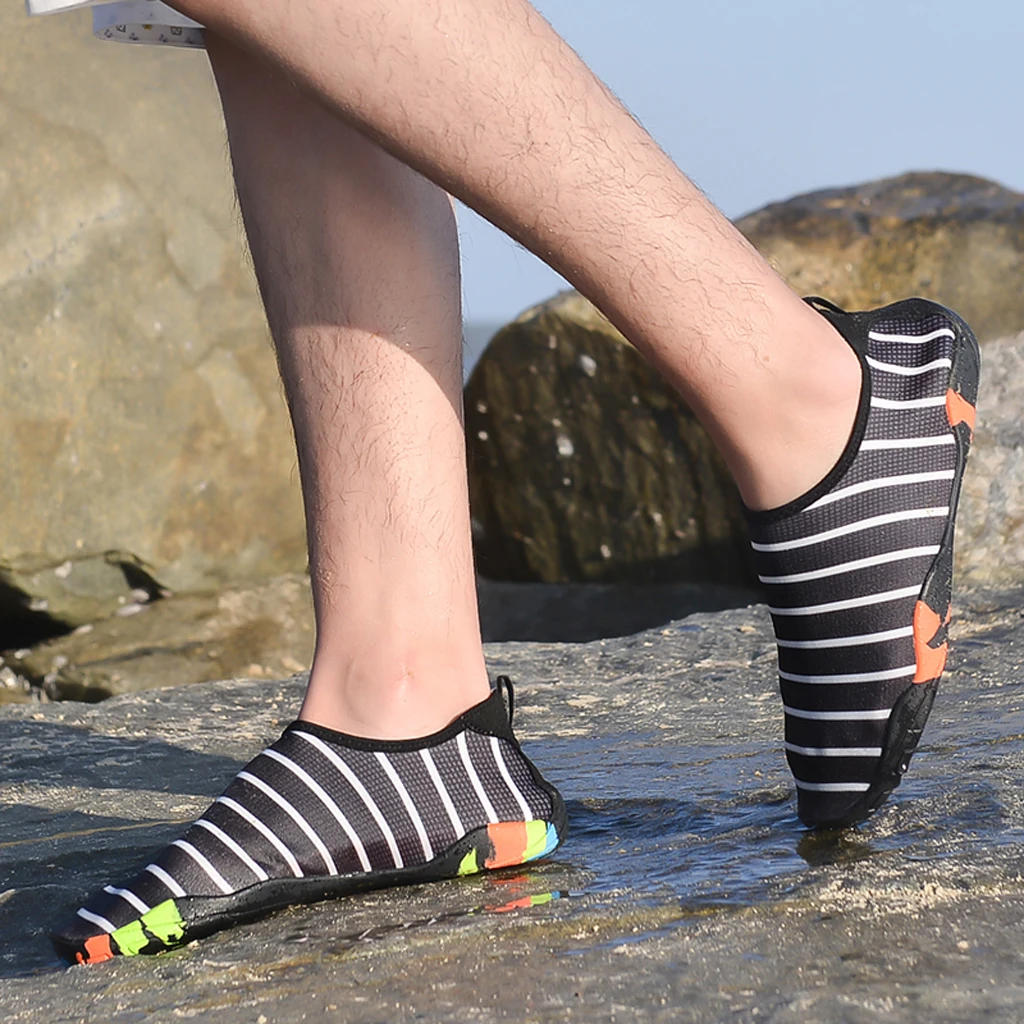 Unisex Beach Shoes Wet Shoes Water Shoes Aqua Shoes Quick-Dry Wetsuit Shoes Swim Surf Shoe Yoga Exercise Shoes