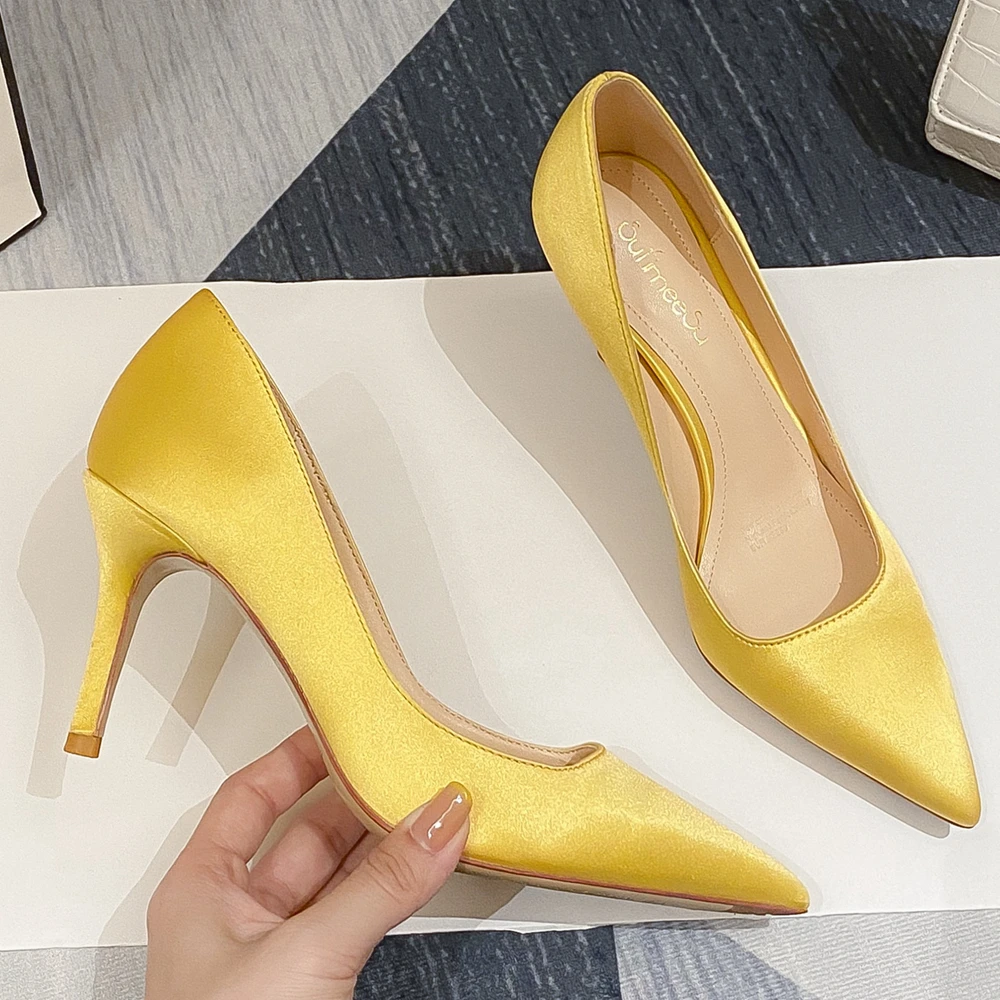 Yellow Heels: Sale up to −83% | Stylight