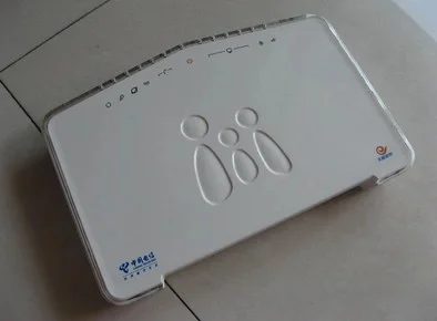 Оптоволоконный ONU ONT HG8245C GPON XPON 4FE + WIFI подержанная Бесплатная доставка без питания