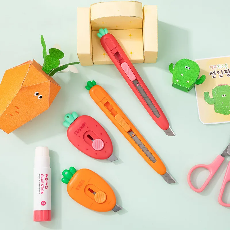 Mini cuchillo de utilidad portátil, creativo, zanahoria, cuchilla para arte Express, desembalaje, cortador para papel de oficina, suministros escolares, papelería