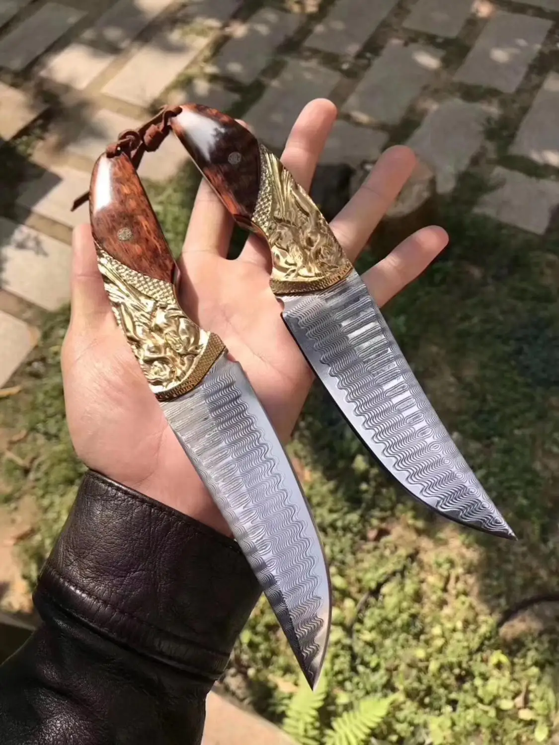 60HRC VG10 Damaskus Stahl Feste Klinge Messer Geprägte Griff-basketball-schuhe Handgemachte Jagd Messer Überleben Rettungs Werkzeuge Mit Kaminsims