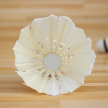 

High Quality 12PCS 6.5cm White Goose Feather Badminton Flight Stable Badminton Casual Games Outdoor Supplies