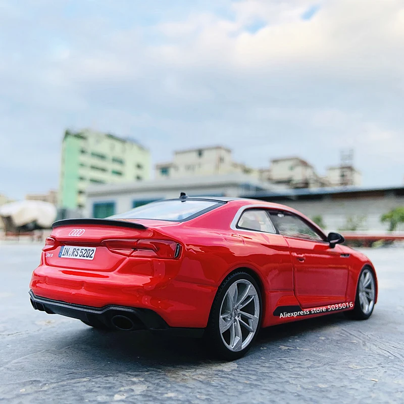 Bburago 1:24 Audi RS5 RAD имитация сплава Модель автомобиля ремесла украшение Коллекция