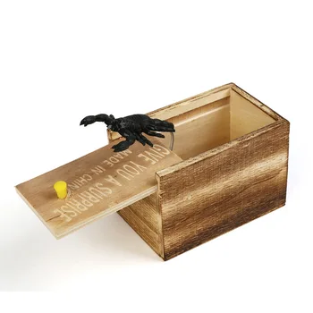 

New Tricky Toys Scared Wooden Box Spoof Bug Spider Box Horror Wooden Box Children Toys Very Interesting and Have a Good Quality