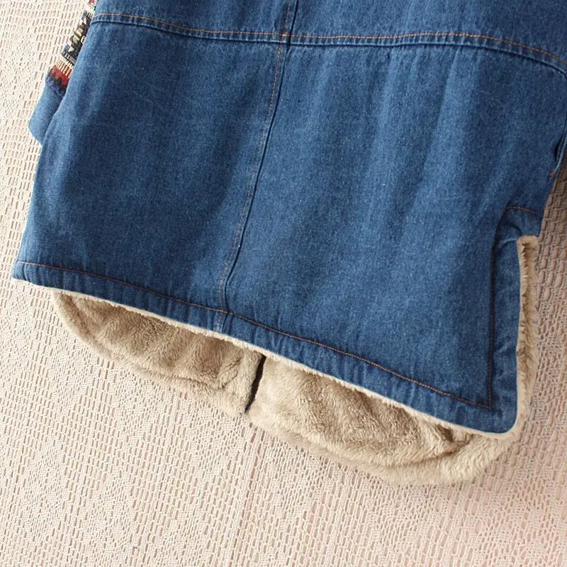 3633660528_180729850