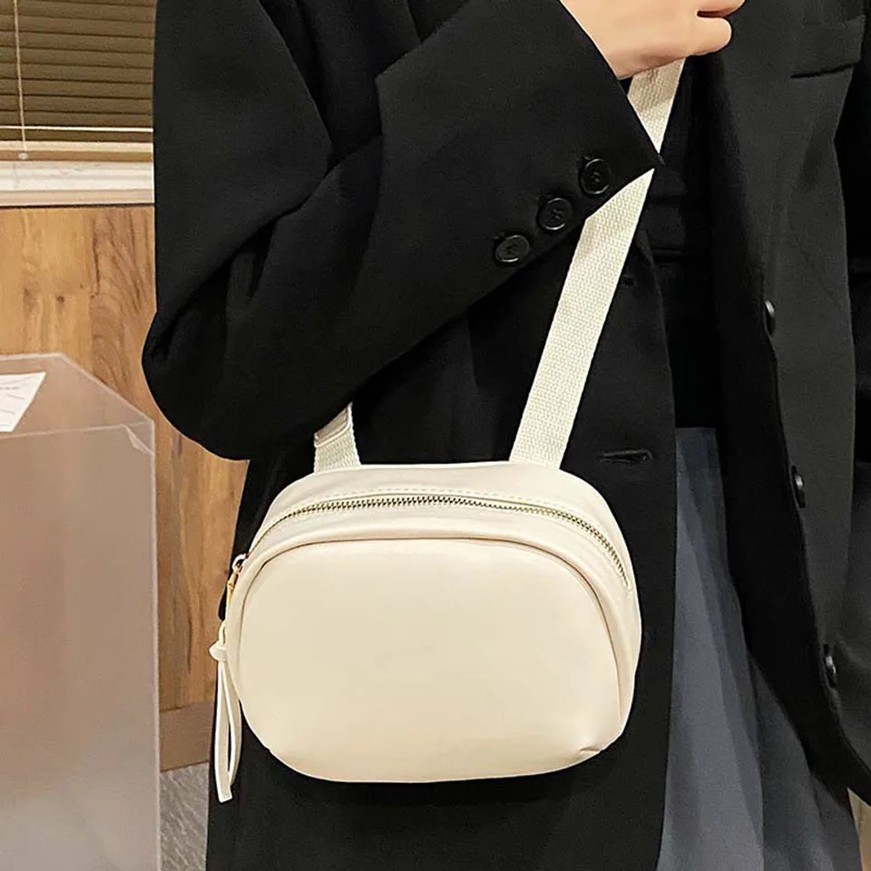 Fashion PU Leather Tassel Small Messenger Bags For Women 2021 Designer Handbag Soft Solid Wide Strap Crossbody Shoulder Bag Sac