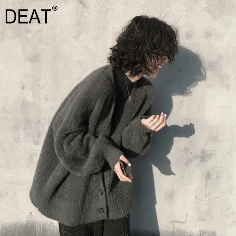 

[DEAT] 2019 New Autumn Pattern Trend Full Sleeve Leisure Lazy Loose Knitted Fake Mink Fur V Collar Cardigan Female Coat AT269