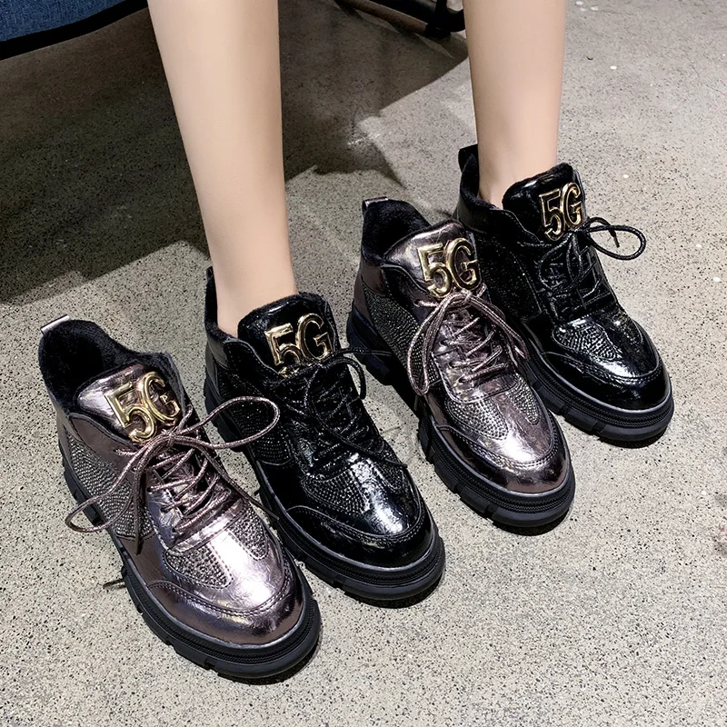 

Clogs Platform All-Match Cross Women's Shoes Modis Round Toe Casual Female Sneakers Crystal Autumn Wedge Basket 2019 Creepers