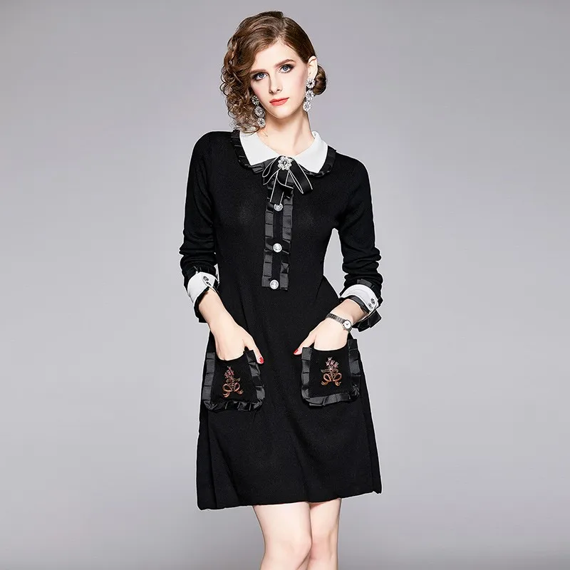 

2019 Runway Autumn Winter Foral Embroidery Pocket Weave Knitted Dress Women Slim Elegant Peter Pan Collar Beading Bow Dresses