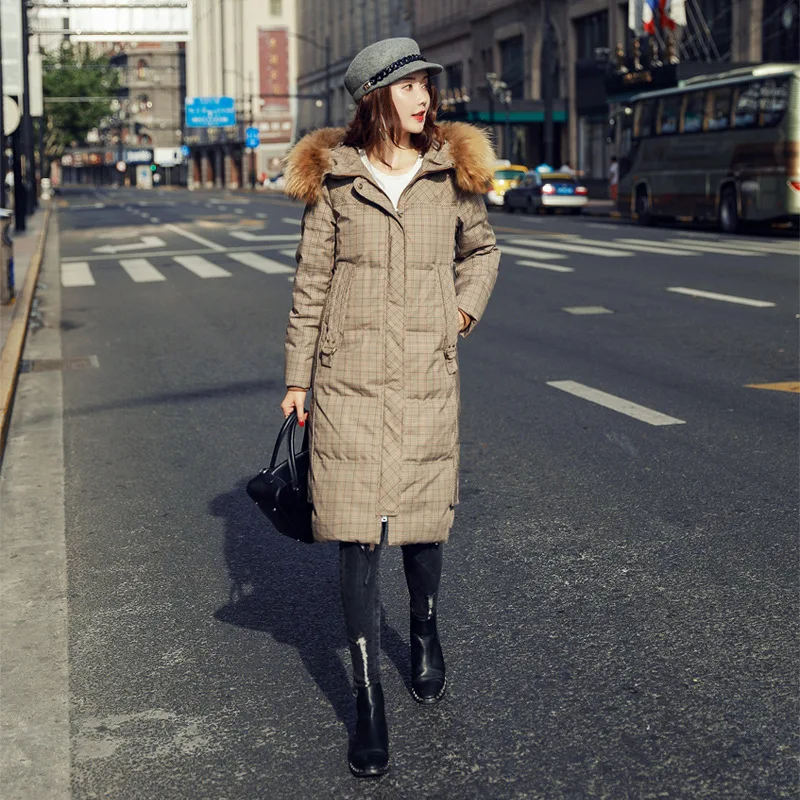 

2020 Winter New Plaid Long-Sleeved Down Jacket Women Mid-Length Fashion Hooded Big Fur Collar Small Over-The-Knee Thick Coat