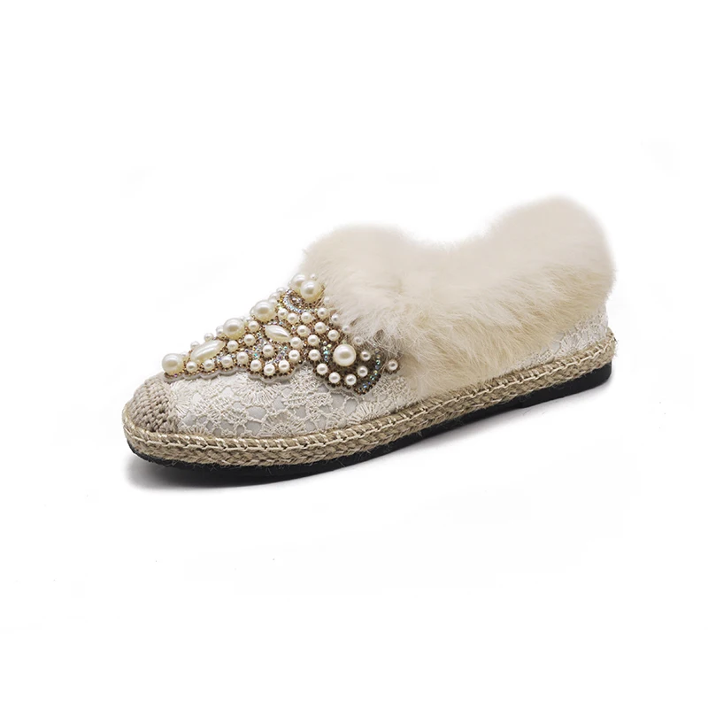 flat beige Брендовые дизайнерские г. Зимние Роскошные женские туфли из мягкой кроличьей шерсти с жемчужинами лоферы на меху без застежки - Цвет: flat beige