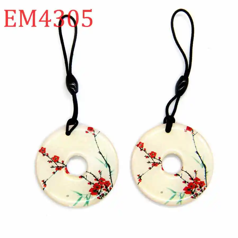 2pcs Random Color 125khz ID круговой Водонепроницаемый перезаписываемый записи пробельная карта удаление клея брелок для ключей брелоков EM4305 EM4205 связка ключей Управление - Цвет: 2pcs Random Color