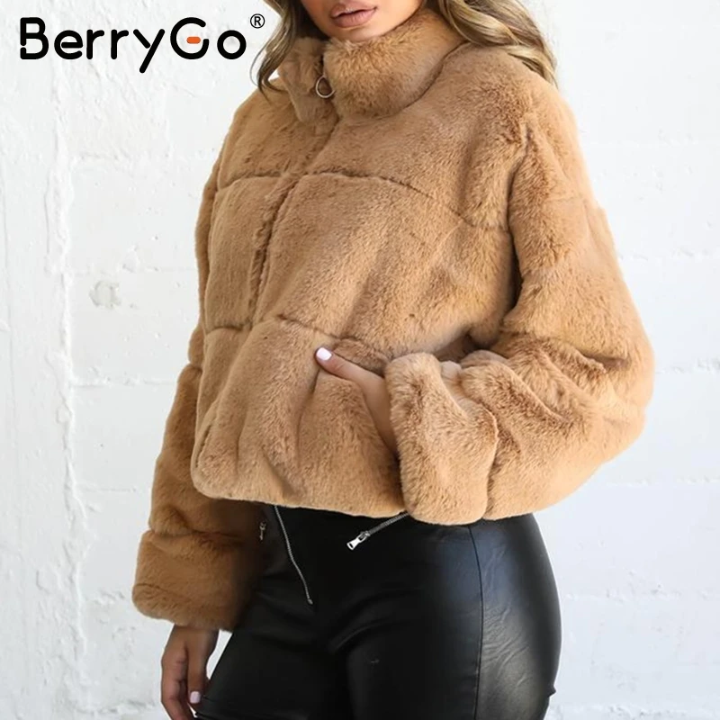 Goedkoop Berrygo Dikke Pluizige Faux Fur Jas Vrouwen Casual Rits Zachte Vrouwelijke Winter Jassen Uitloper Nep Bontjas Streetwear Dames Jassen
