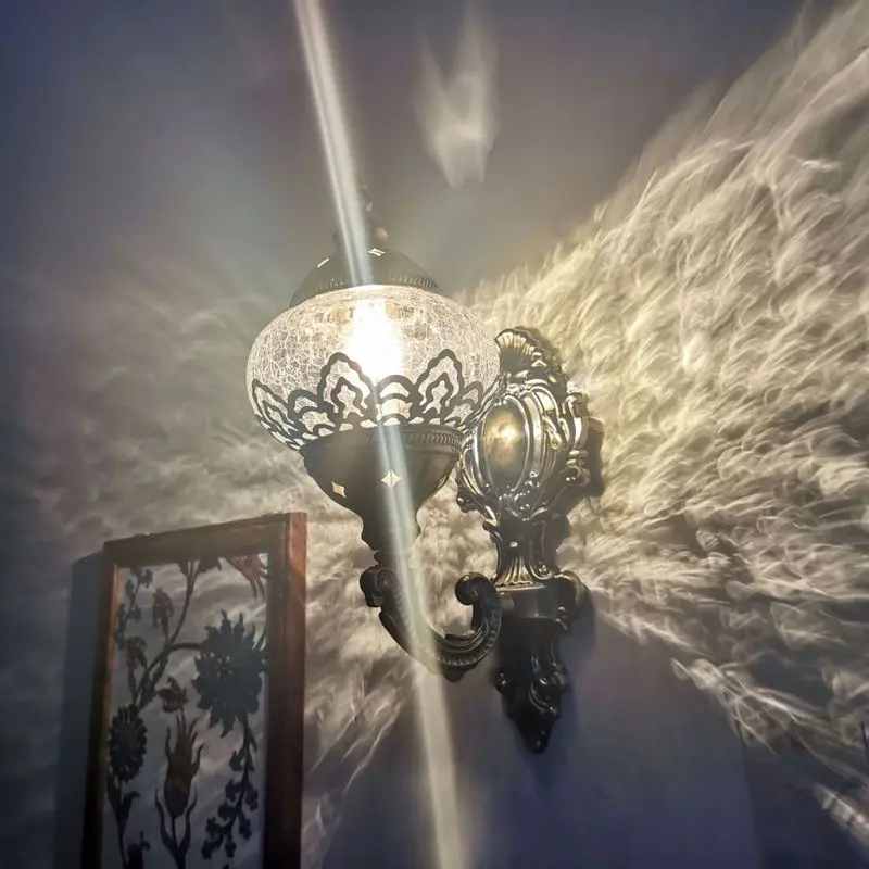 

and the United States to restore ancient ways cafe bar glass wall crack light minimalist light led lamp a night light