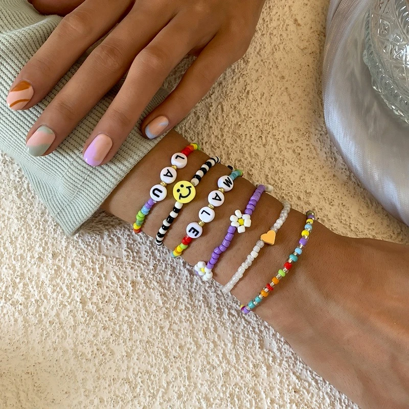 Conjunto de pulsera de cuentas de arroz de estilo bohemio para mujer y niña, pulsera con letras Smiley, joyería a la moda, venta al por mayor, novedad de 2021|Pulseras brazalete| -