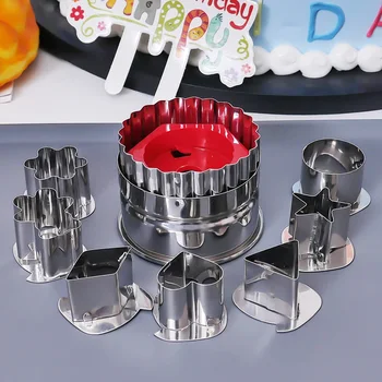 

7Pcs/Set DIY Cake Cookie Pastry Cutter Mold Baking Sugarcraft Vegetable Mould