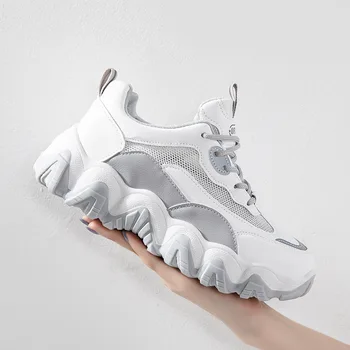 

2020 summer wild mesh breathable female student sports shoes thick bottom comfortable outdoor running shoes for women ZP-190