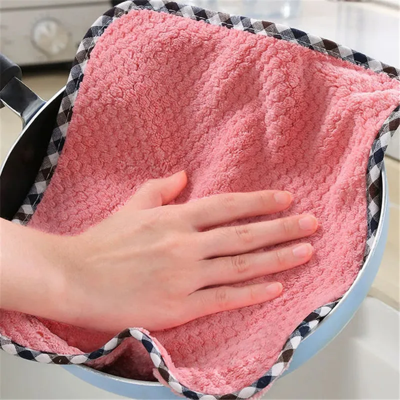 Non greasy  Non linting Hangable coral fleece double sided rag, kitchen pineapple pattern absorbent hand towel, plain dish cloth