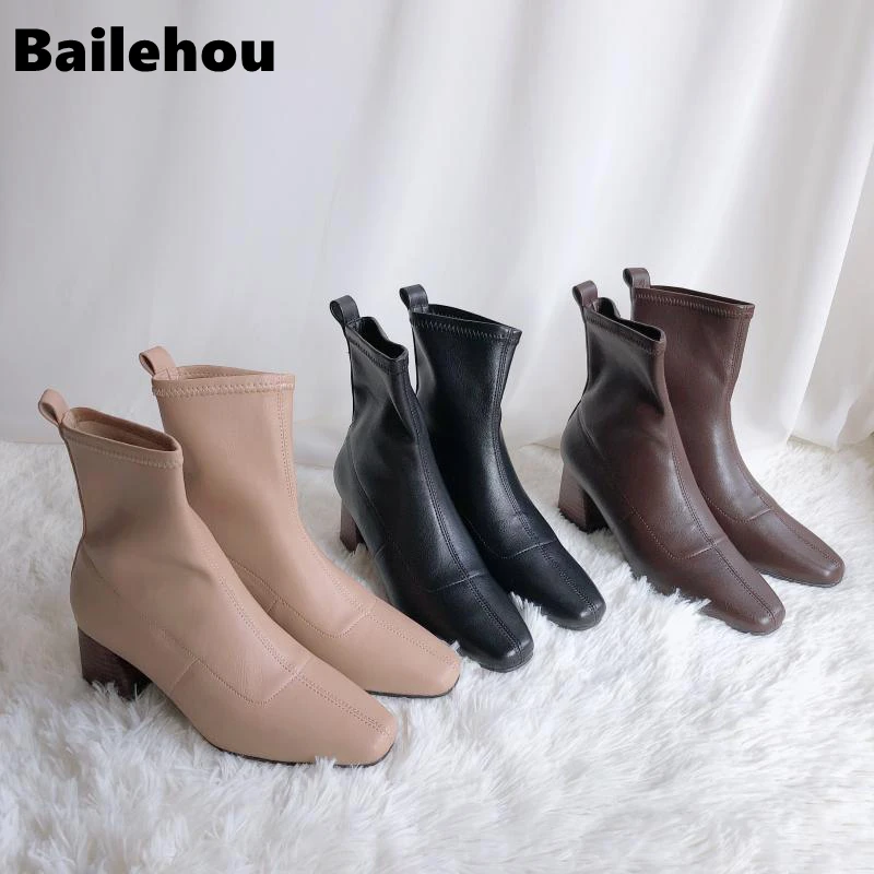 

Bailehou Fashion Brand Women British Ankle Boot Slip On Round Toe Med Heel Martin Boot High Quality Casual Short Boot