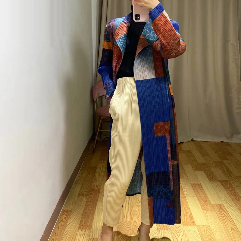 Changpleat Осень женский Тренч с принтом miyak плиссированный модный дизайн стоячий воротник длинный рукав кардиган длинные пальто