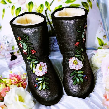 

2020 new autumn and winter retro embroidery sequins handmade middle tube flat suede cowhide women cotton shoes snow boots