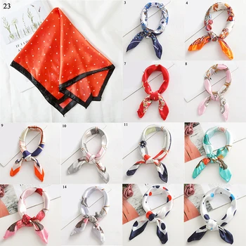 

Small Printed Scarves Bandana Shawl Hair Tie Band Square Silk Scarf Hair Scarf Retro Neckerchief Satin Head Scarf