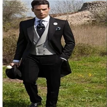 

2021 New High-Quality Customized Peak Lapel Black Men's Suit Groomsman Fashion Party Slim 3-Piece Set (Top + Pants + Vest + Tie)